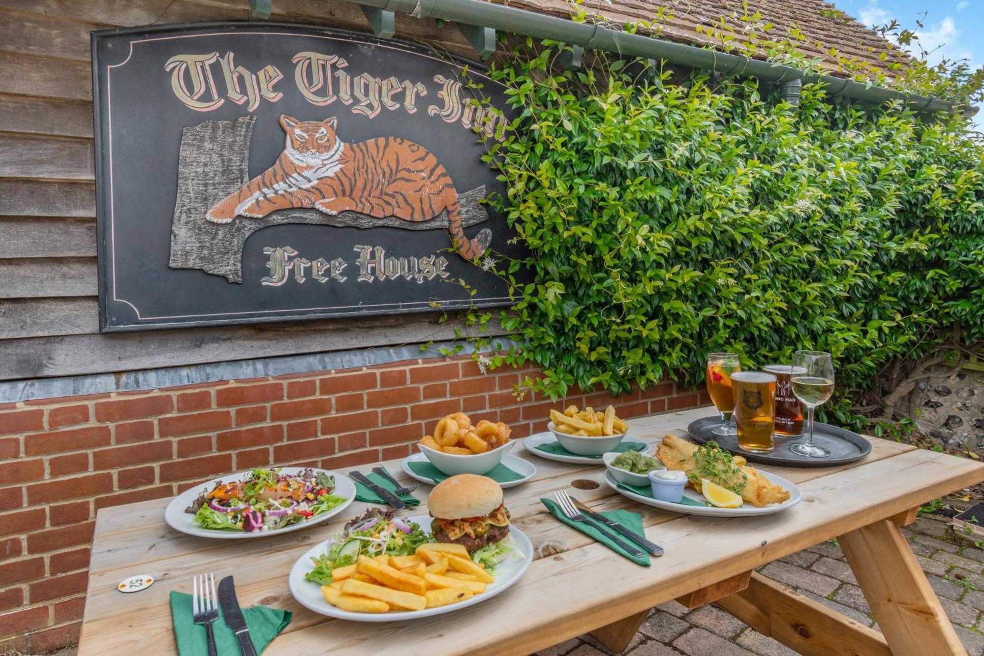 Tiger Inn _ Minnie Істборн Екстер'єр фото